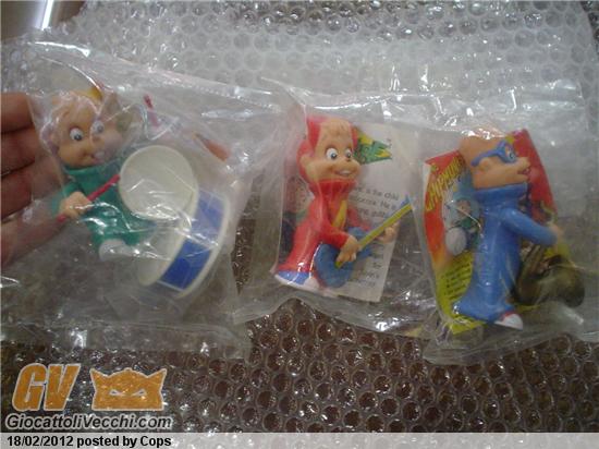 KFC Chipmunks strumenti.jpg